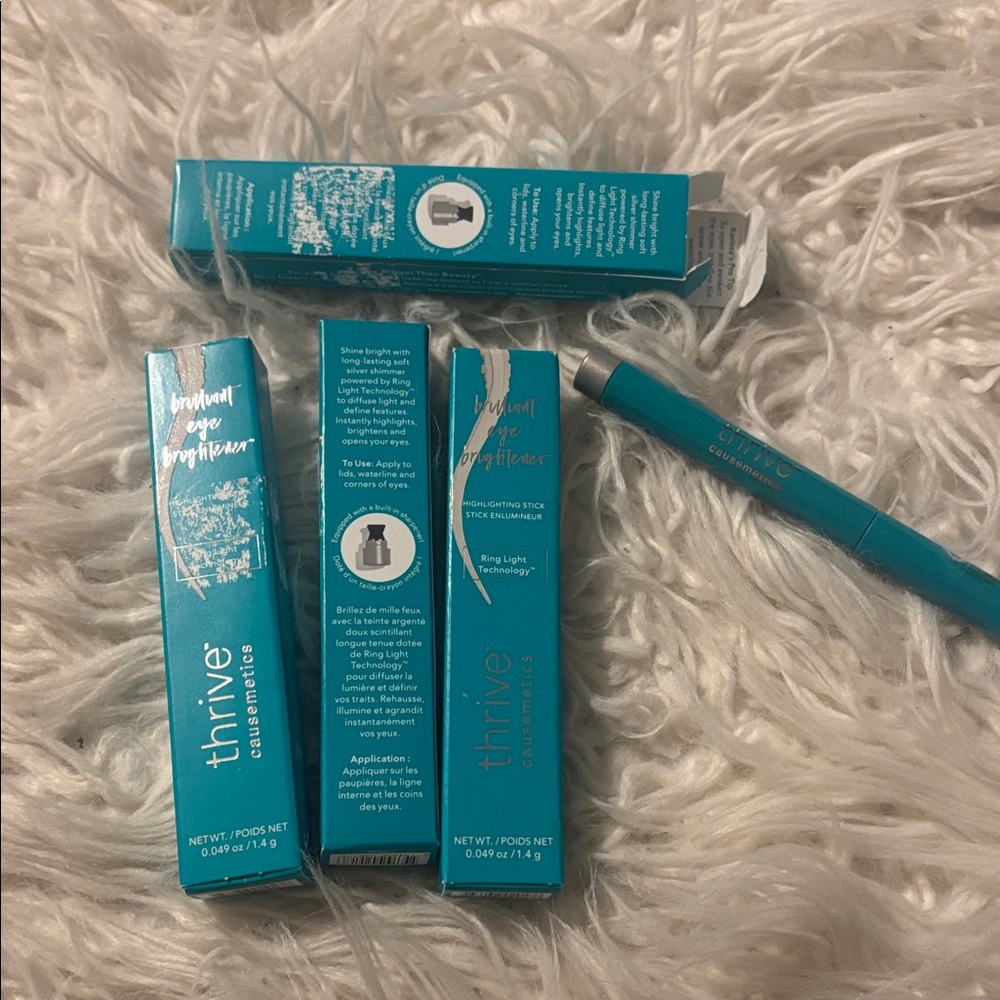 Causemetics:
Thrive Causemetics Brilliant Eye Brightener.  Highlighting stick